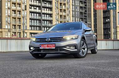 Универсал Volkswagen Passat Alltrack 2021 в 