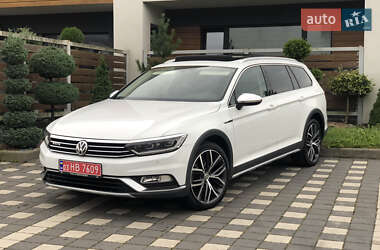 Универсал Volkswagen Passat Alltrack 2018 в Стрые