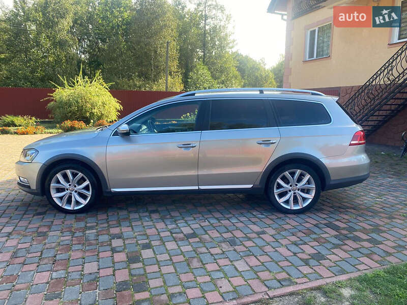 Универсал Volkswagen Passat Alltrack 2012 в Любомле