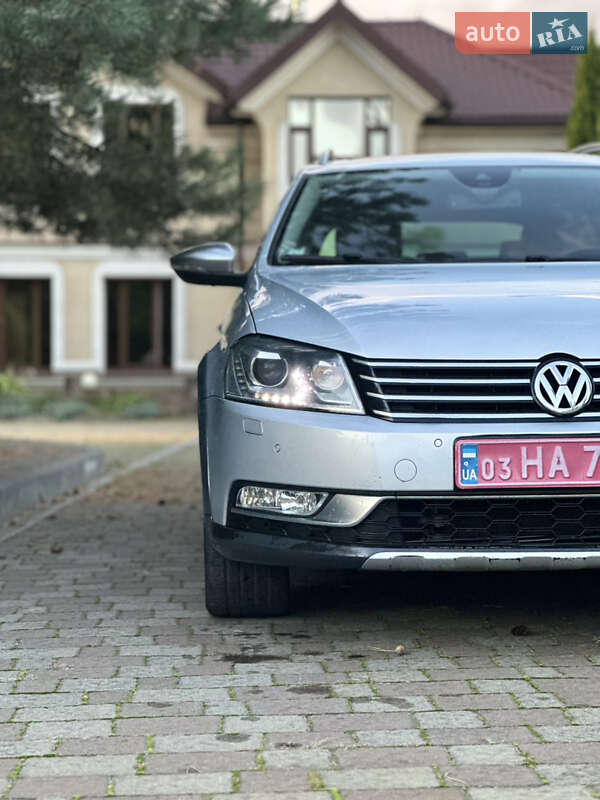 Универсал Volkswagen Passat Alltrack 2013 в Сарнах