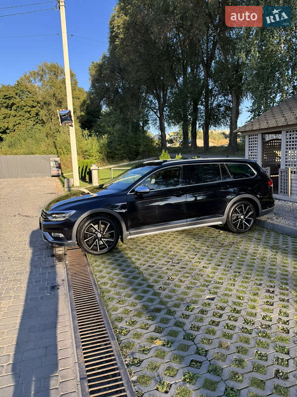 Универсал Volkswagen Passat Alltrack 2017 в Тернополе