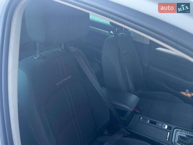 Универсал Volkswagen Passat Alltrack 2016 в Подольске