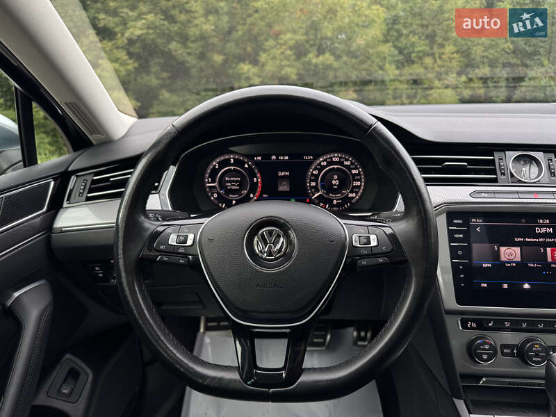 Универсал Volkswagen Passat Alltrack 2018 в Луцке