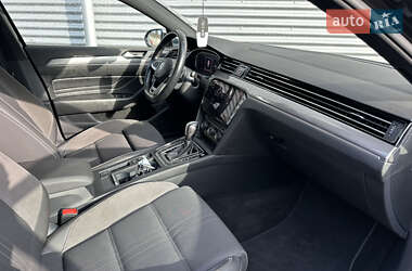 Универсал Volkswagen Passat Alltrack 2020 в 