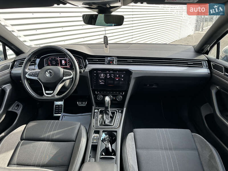 Универсал Volkswagen Passat Alltrack 2020 в Ровно