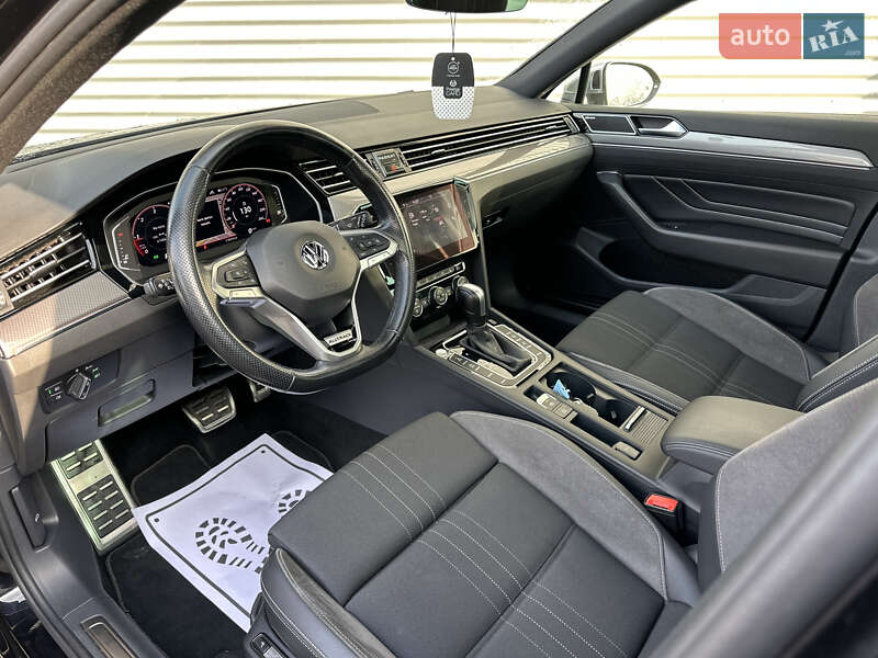 Универсал Volkswagen Passat Alltrack 2020 в Ровно