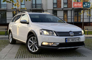 Універсал Volkswagen Passat Alltrack 2014 в Самборі