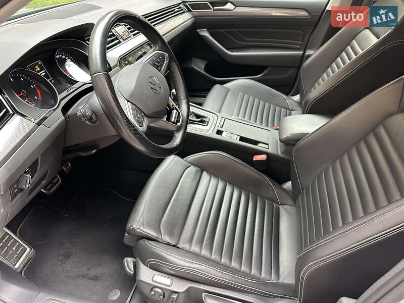 Универсал Volkswagen Passat Alltrack 2020 в Киеве фото 23 Универсал Volkswagen Passat Alltrack 2020 в Киеве