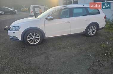 Универсал Volkswagen Passat Alltrack 2014 в 