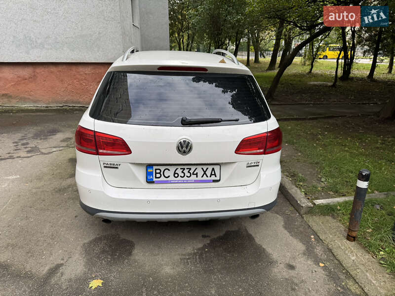 Универсал Volkswagen Passat Alltrack 2012 в Львове