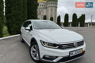 Універсал Volkswagen Passat Alltrack 2018 в 