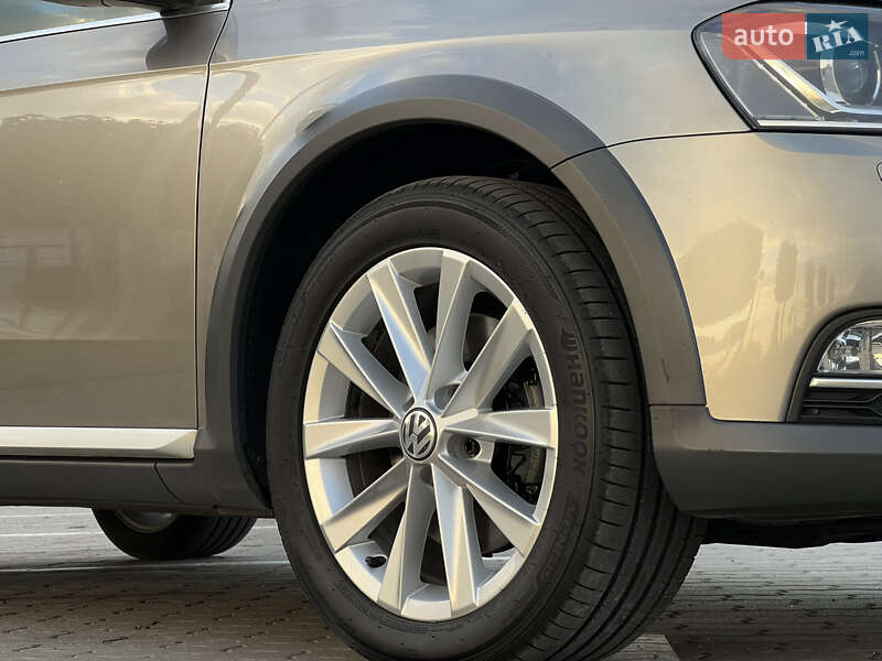 Универсал Volkswagen Passat Alltrack 2014 в Радивилове