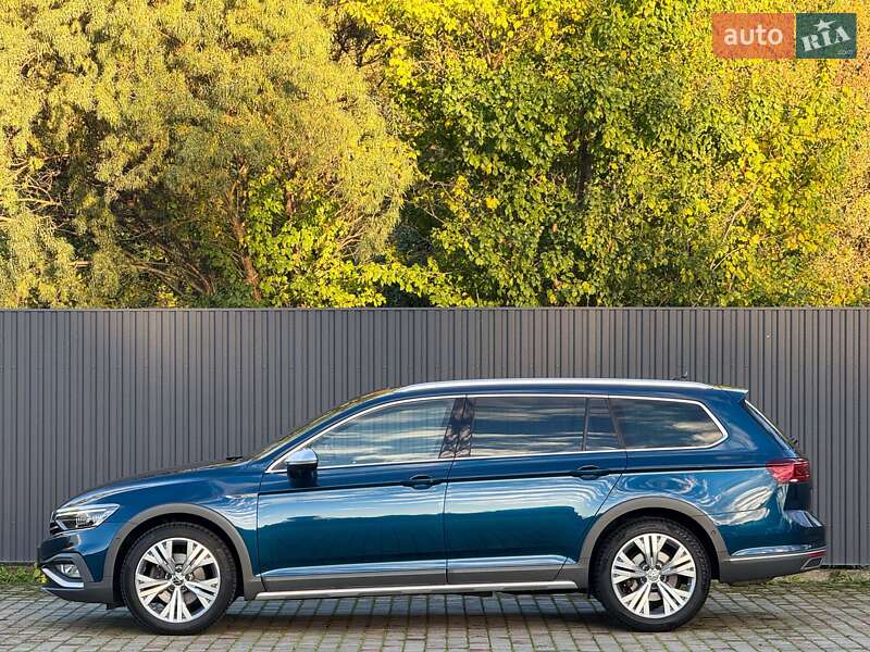 Универсал Volkswagen Passat Alltrack 2020 в Луцке