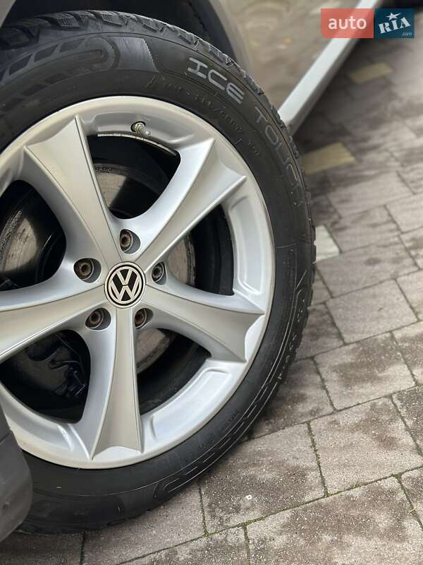 Универсал Volkswagen Passat Alltrack 2014 в Дрогобыче