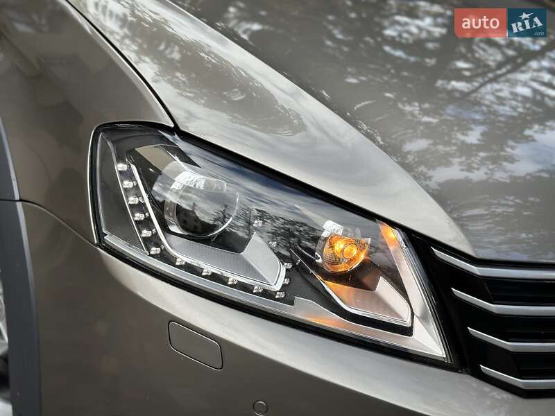 Универсал Volkswagen Passat Alltrack 2014 в Дрогобыче