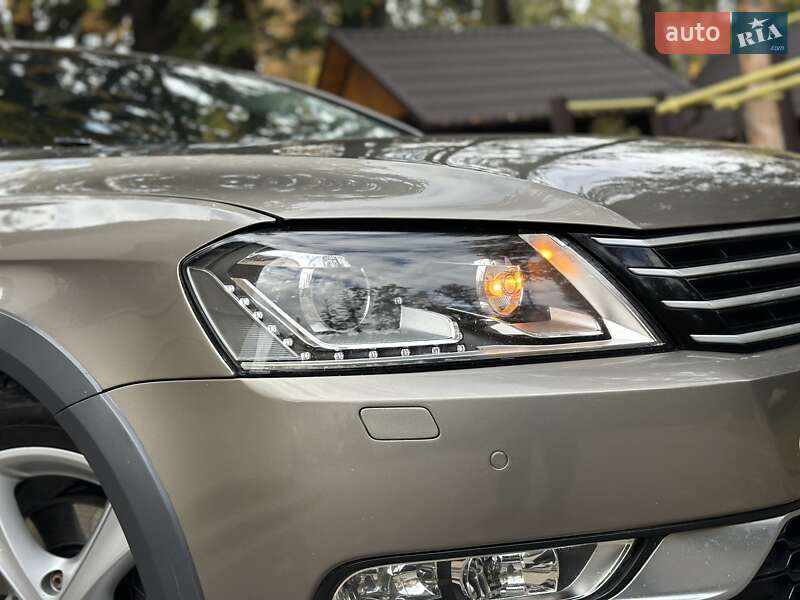 Универсал Volkswagen Passat Alltrack 2014 в Дрогобыче