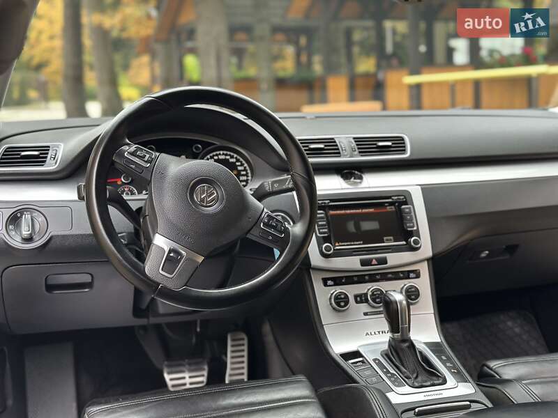 Универсал Volkswagen Passat Alltrack 2014 в Дрогобыче