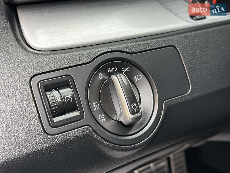 Универсал Volkswagen Passat Alltrack 2014 в Дрогобыче