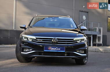 Универсал Volkswagen Passat Alltrack 2022 в 