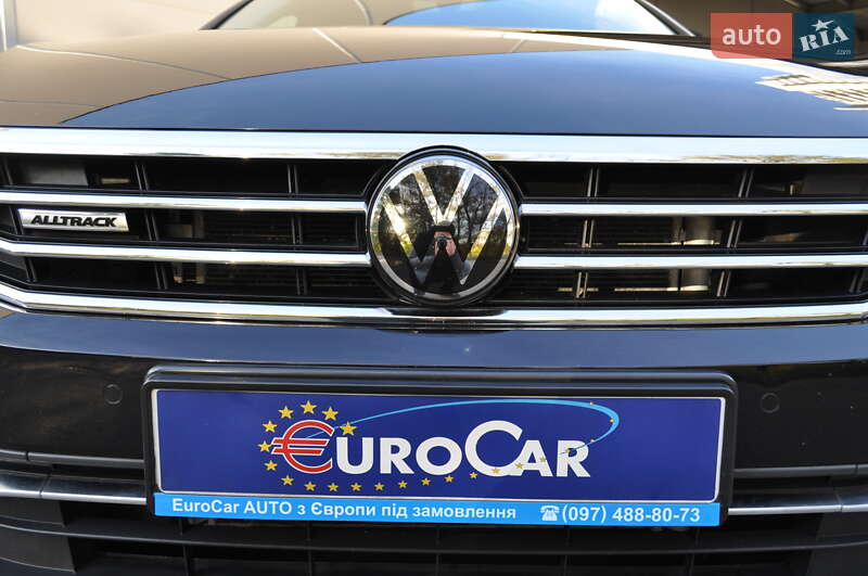 Универсал Volkswagen Passat Alltrack 2022 в Киеве