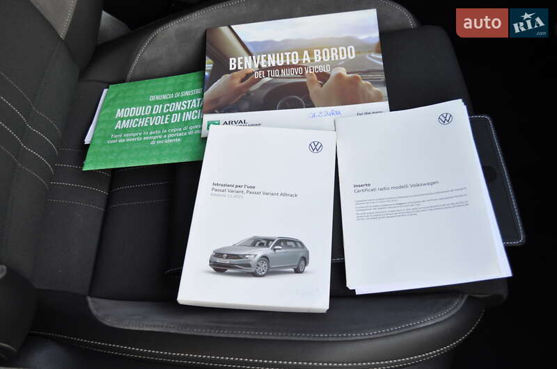 Универсал Volkswagen Passat Alltrack 2022 в Киеве
