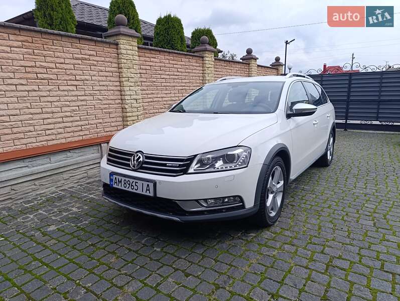 Універсал Volkswagen Passat Alltrack 2014 в Житомирі