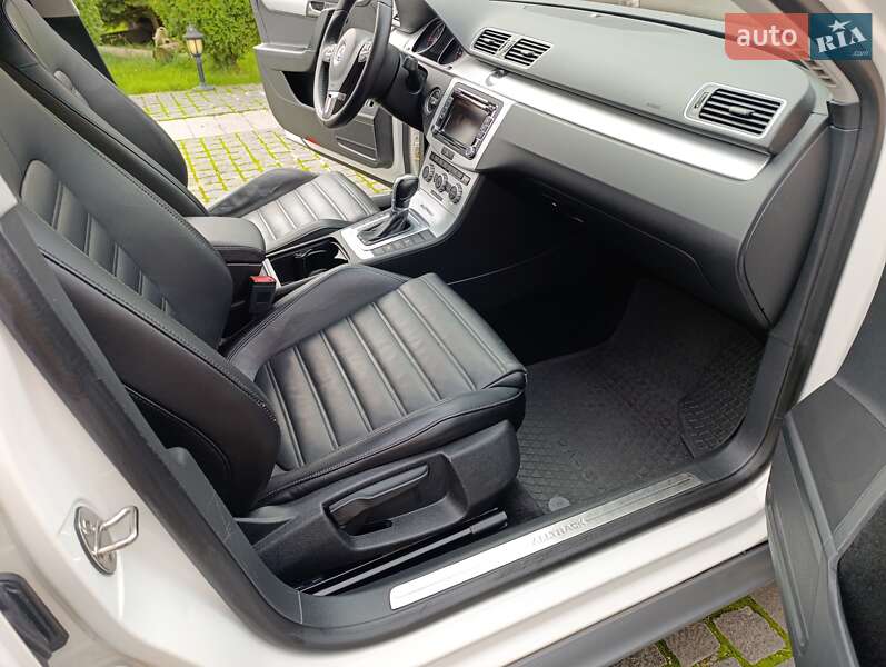 Універсал Volkswagen Passat Alltrack 2014 в Житомирі