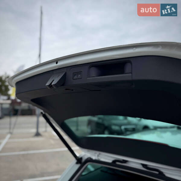 Универсал Volkswagen Passat Alltrack 2021 в Киеве фото 51 Универсал Volkswagen Passat Alltrack 2021 в Киеве