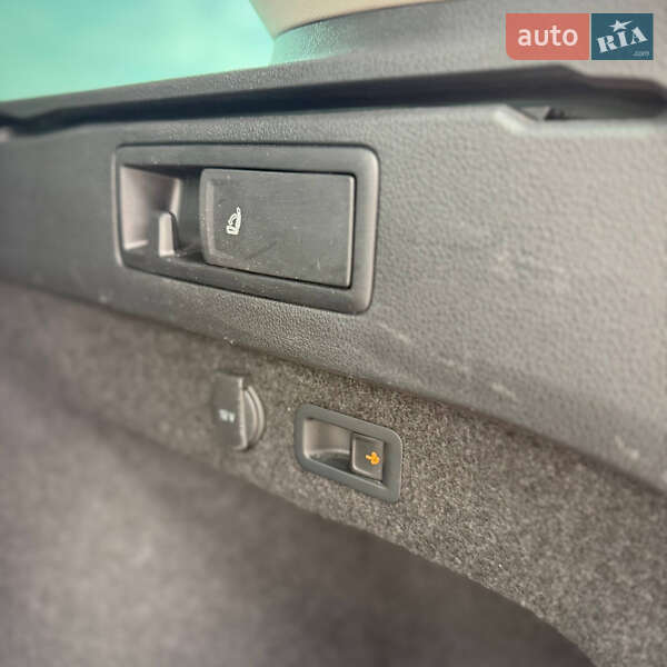 Универсал Volkswagen Passat Alltrack 2021 в Киеве фото 55 Универсал Volkswagen Passat Alltrack 2021 в Киеве