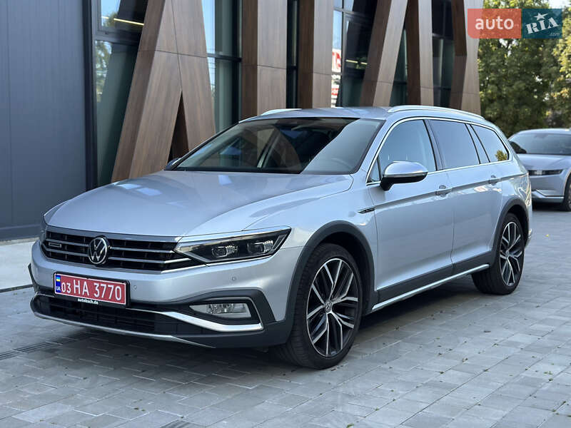 Универсал Volkswagen Passat Alltrack 2021 в Луцке