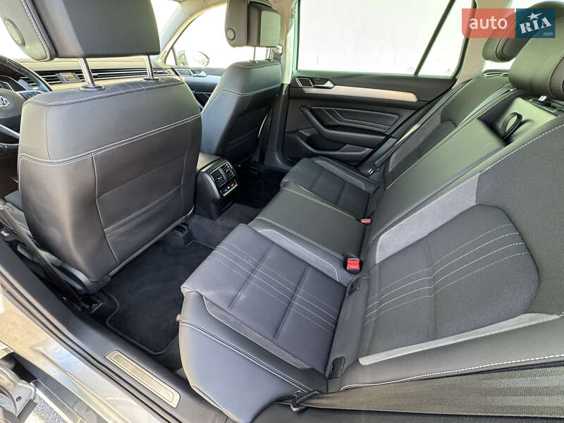 Универсал Volkswagen Passat Alltrack 2019 в Львове фото 44 Универсал Volkswagen Passat Alltrack 2019 в Львове