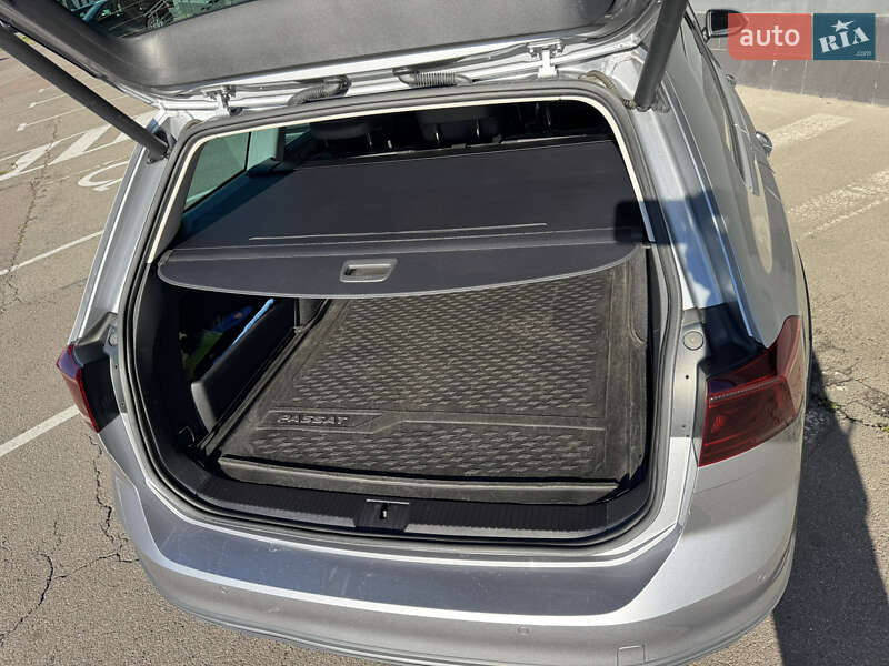 Универсал Volkswagen Passat Alltrack 2019 в Львове фото 47 Универсал Volkswagen Passat Alltrack 2019 в Львове
