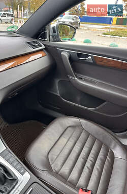 Универсал Volkswagen Passat Alltrack 2012 в 