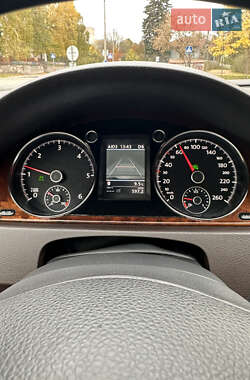Универсал Volkswagen Passat Alltrack 2012 в 