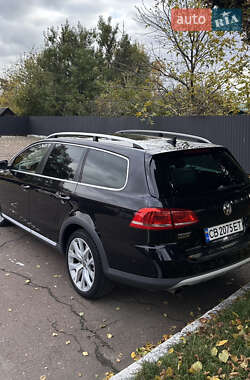 Универсал Volkswagen Passat Alltrack 2012 в 
