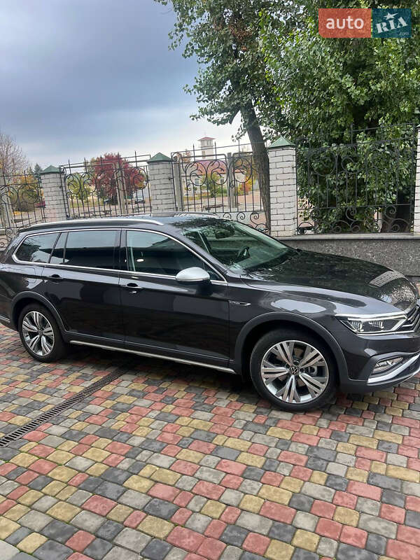 Універсал Volkswagen Passat Alltrack 2022 в Черкасах