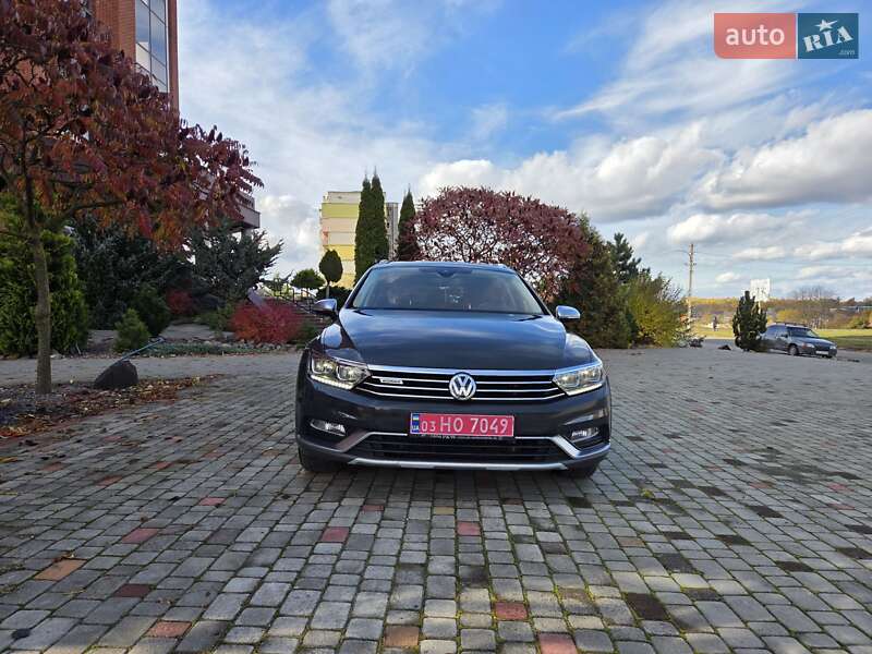 Універсал Volkswagen Passat Alltrack 2018 в Нововолинську