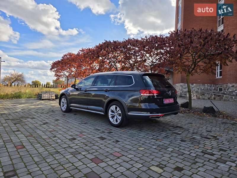 Універсал Volkswagen Passat Alltrack 2018 в Нововолинську