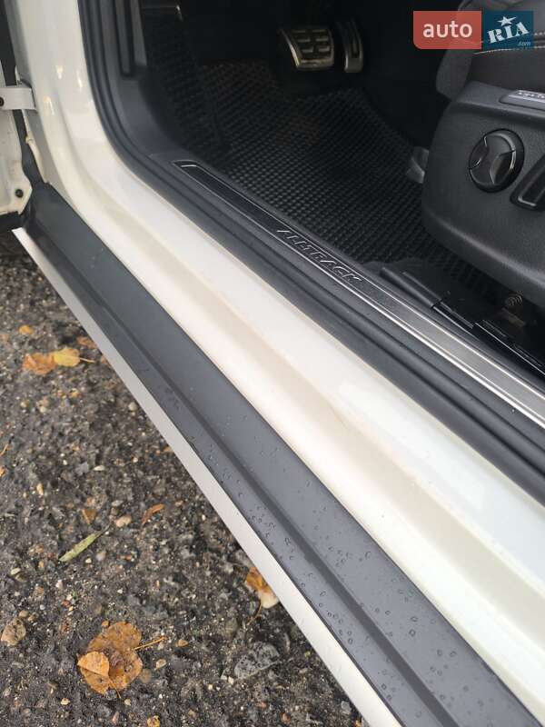 Универсал Volkswagen Passat Alltrack 2015 в Ужгороде фото 18 Универсал Volkswagen Passat Alltrack 2015 в Ужгороде