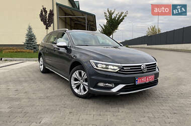 Универсал Volkswagen Passat Alltrack 2016 в Луцке