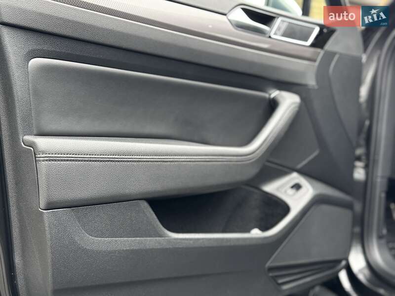 Універсал Volkswagen Passat Alltrack 2019 в Сумах