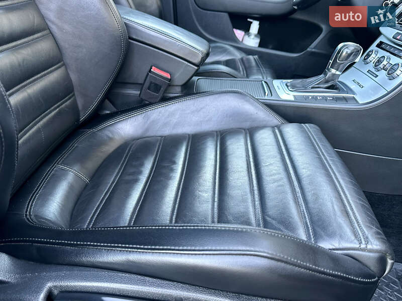 Универсал Volkswagen Passat Alltrack 2013 в Дрогобыче