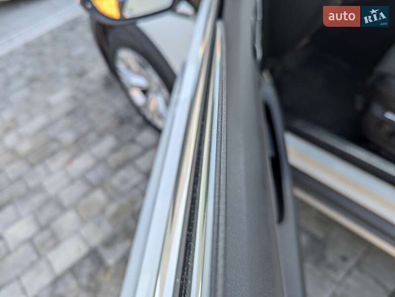 Универсал Volkswagen Passat Alltrack 2017 в Киеве фото 13 Универсал Volkswagen Passat Alltrack 2017 в Киеве