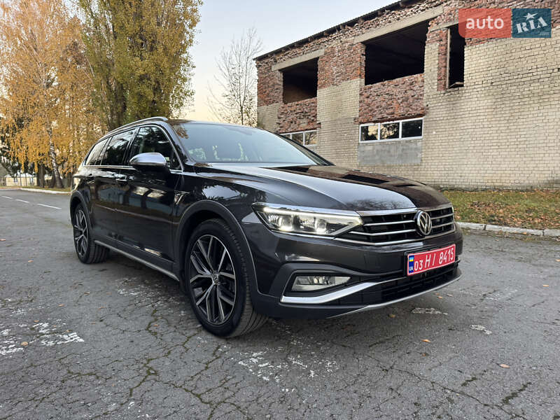 Універсал Volkswagen Passat Alltrack 2019 в Рівному