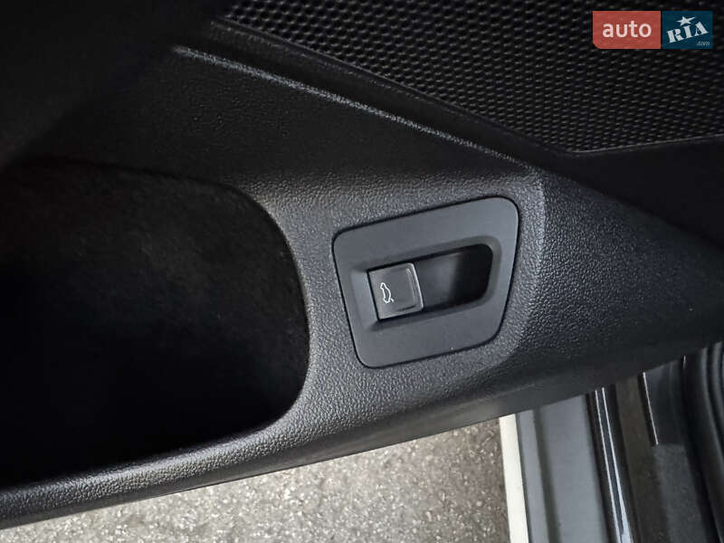 Універсал Volkswagen Passat Alltrack 2019 в Рівному