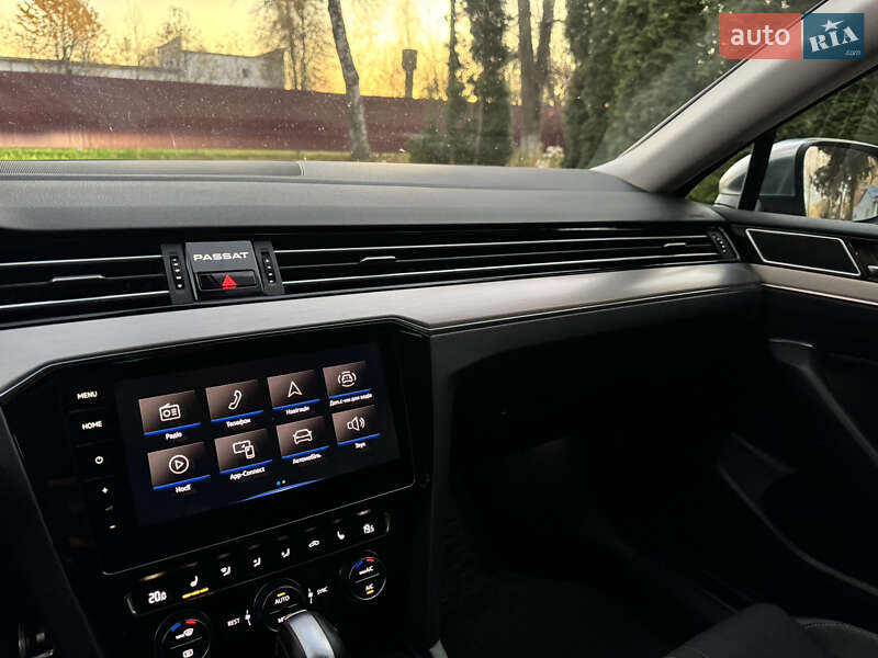 Універсал Volkswagen Passat Alltrack 2019 в Рівному
