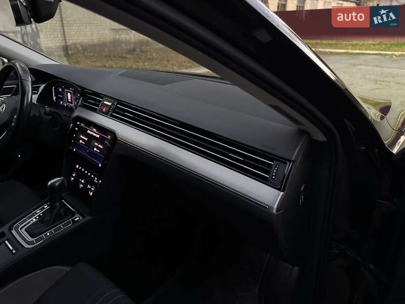 Універсал Volkswagen Passat Alltrack 2019 в Рівному