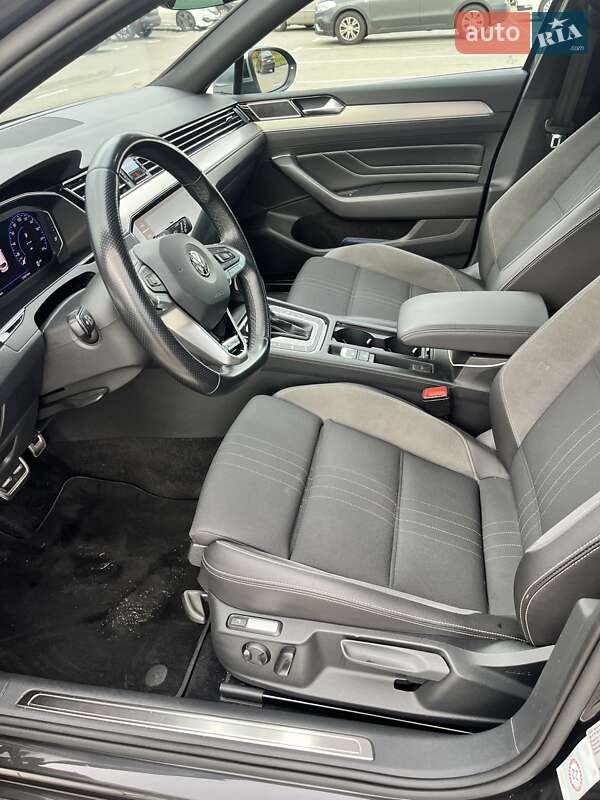 Універсал Volkswagen Passat Alltrack 2019 в Києві