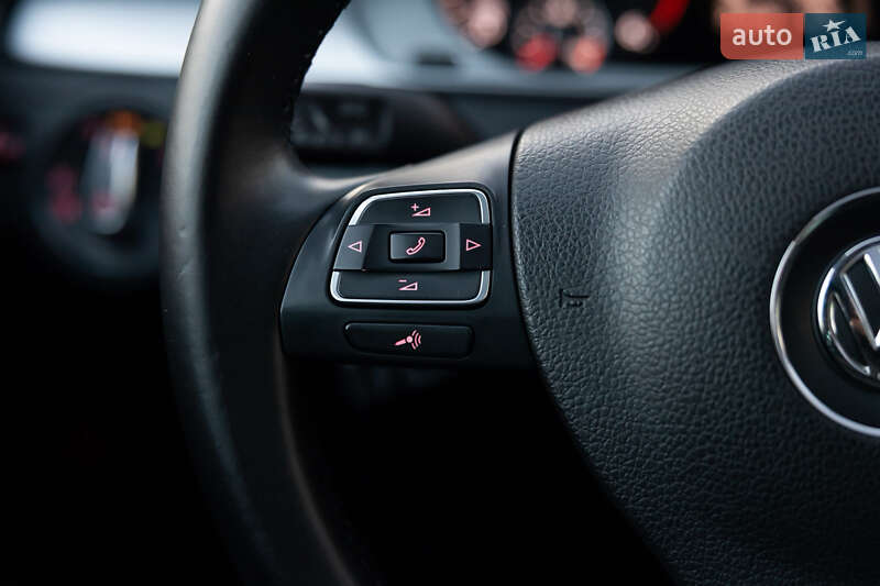 Универсал Volkswagen Passat Alltrack 2014 в Луцке