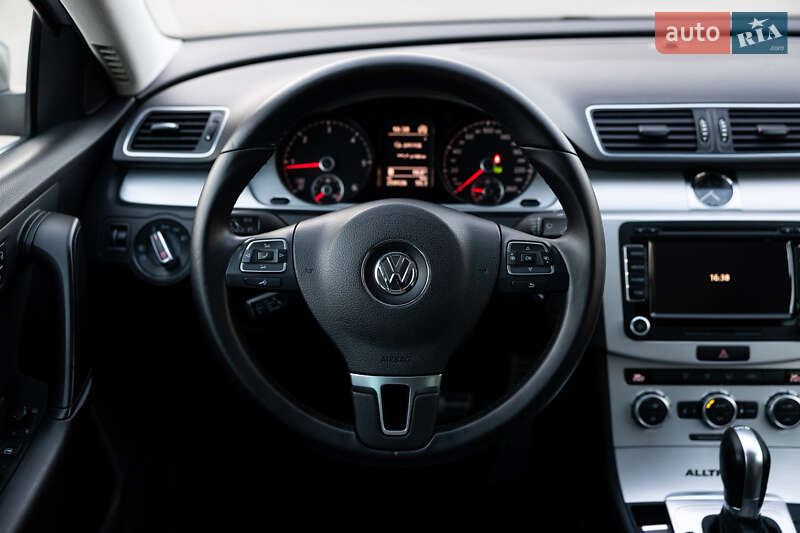 Универсал Volkswagen Passat Alltrack 2014 в Луцке